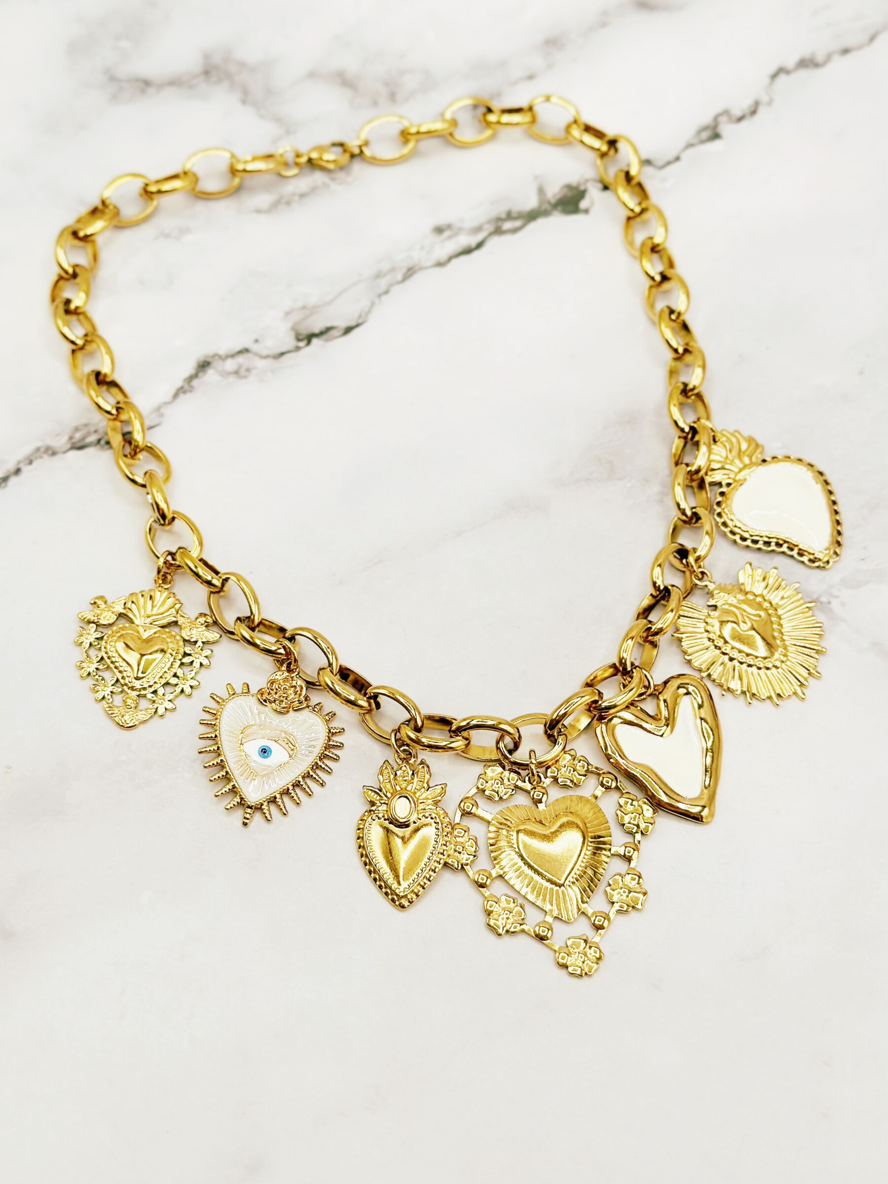 Grossiste Emily - Collier en acier inoxydable non ajustable Charms Coeurs Baroque