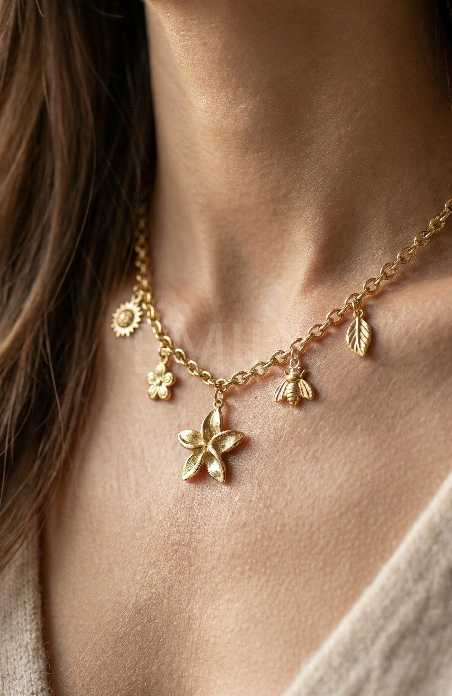 Mayorista Emily - Collar ajustable de acero inoxidable con dijes