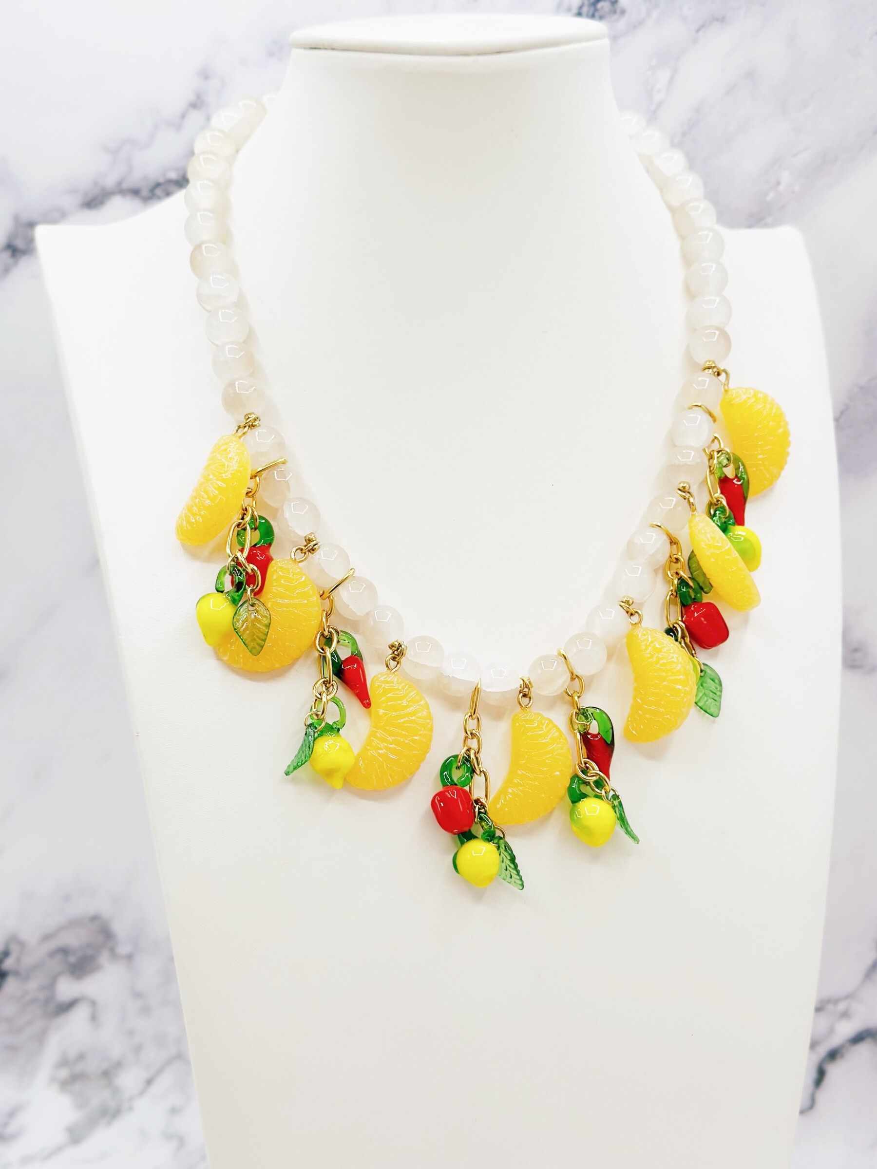 Grossiste Emily - Collier en acier inoxydable ajustable Pierres Fruits