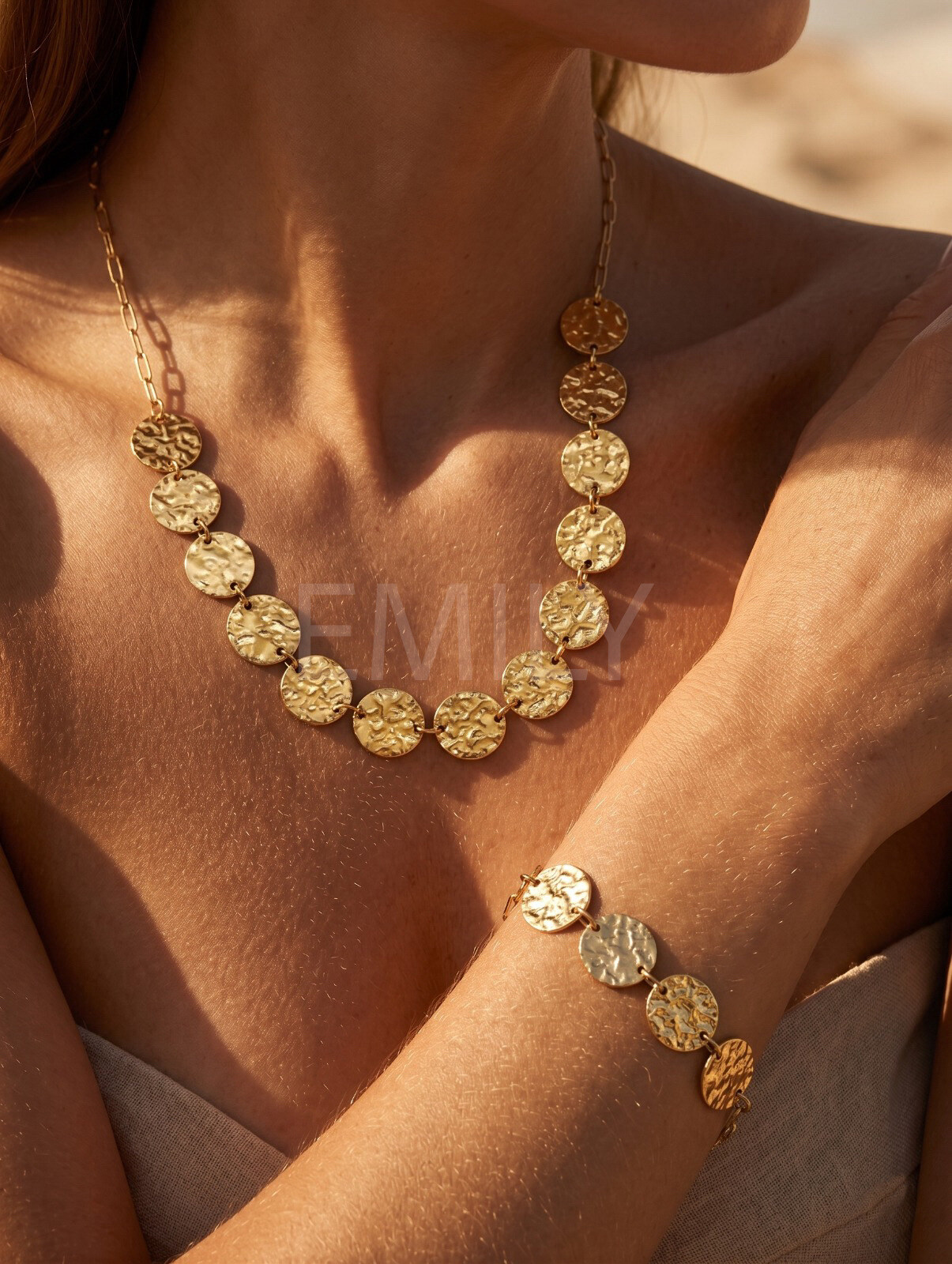 Mayorista Emily - Conjunto de collar y pulsera ajustable de acero inoxidable redondos martillados