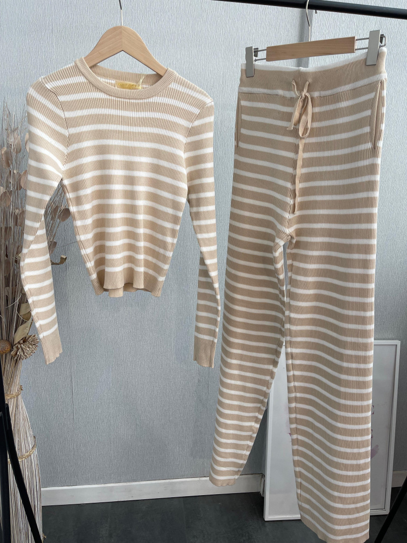 Wholesaler Emma & Ashley design - 2 PCS STRIPED SET: SWEATER + TROUSERS