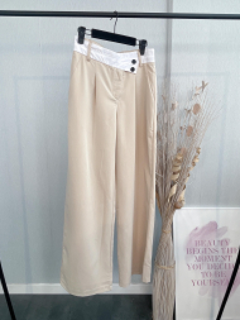 Wholesaler Emma & Ashley design - WIDE CASUAL TROUSERS WITH POCKETS