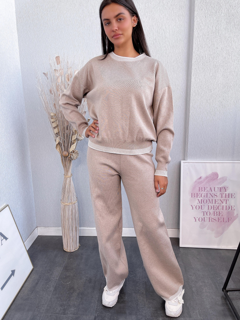Wholesaler Emma & Ashley design - 2 PCS SET: SWEATER + WIDE TROUSERS