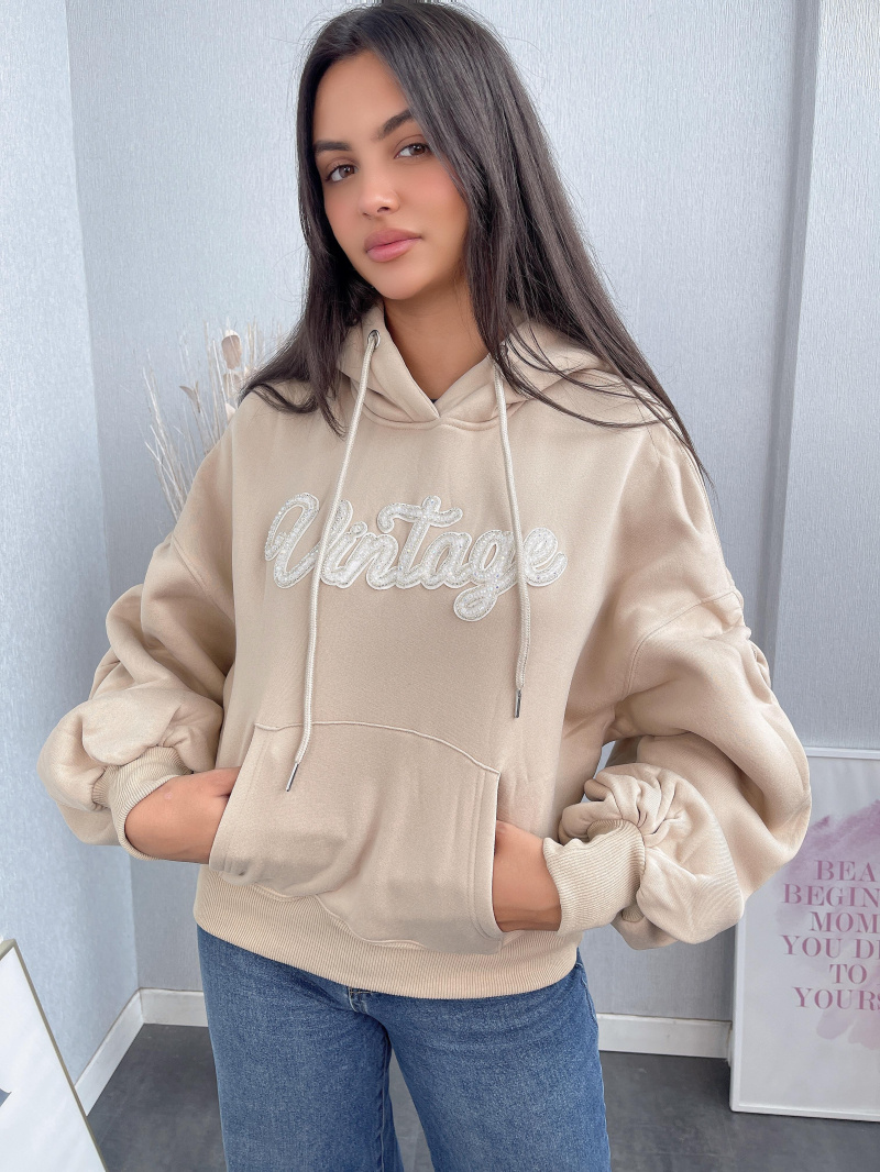 Wholesaler Emma & Ashley design - HOODED SWEATSHIRT WITH “VINTAGE” EMBROIDERY AND KANGAROO POCKET ON THE FRONT