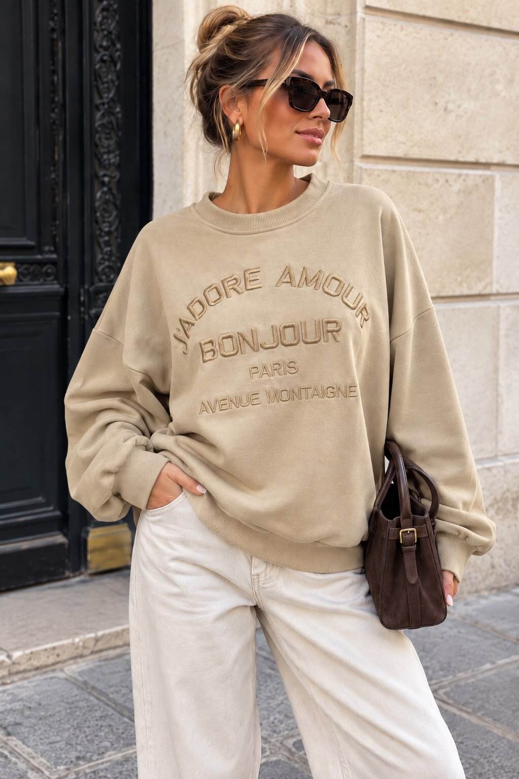Grossiste Emma & Ashley design - Sweat oversize à inscription brodée en relief – Esprit parisien