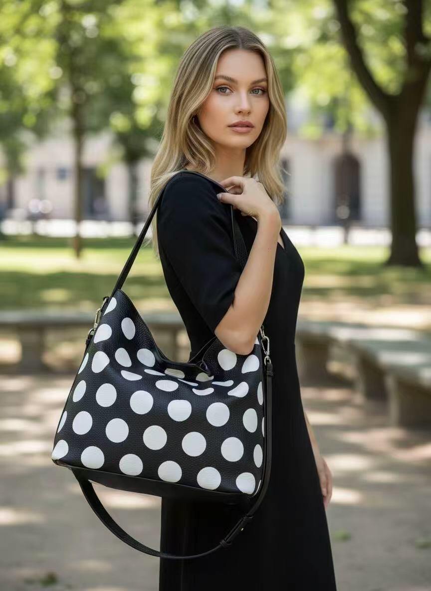 Großhändler Emma Dore (Sacs) - Damenhandtasche mit Tupfenmuster