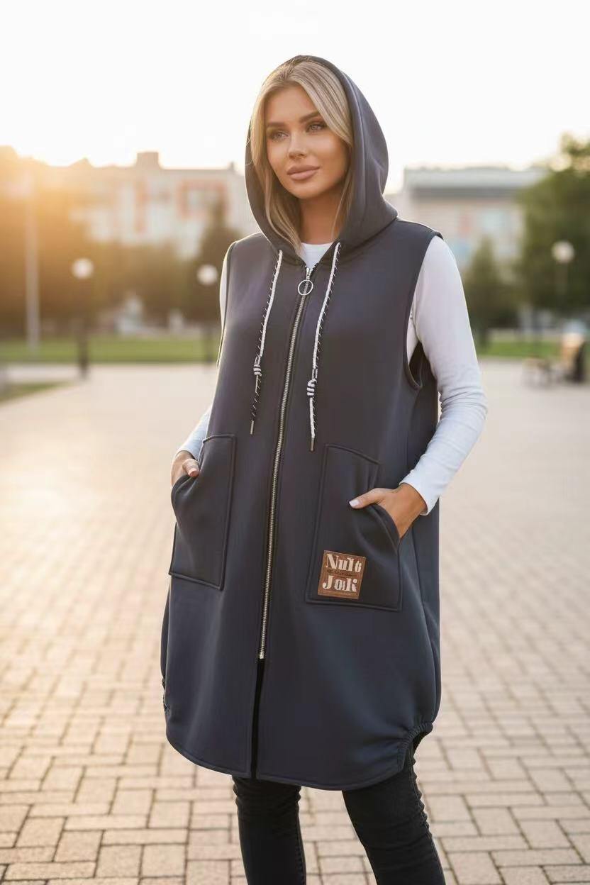 Grossiste Emma Dore - Gilet Longue Sans Manche Avec Capuche. 38-48