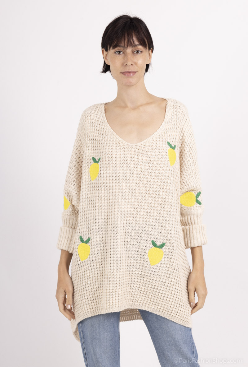 Wholesaler Emma Dore - Long oversized sweater with lemon collage