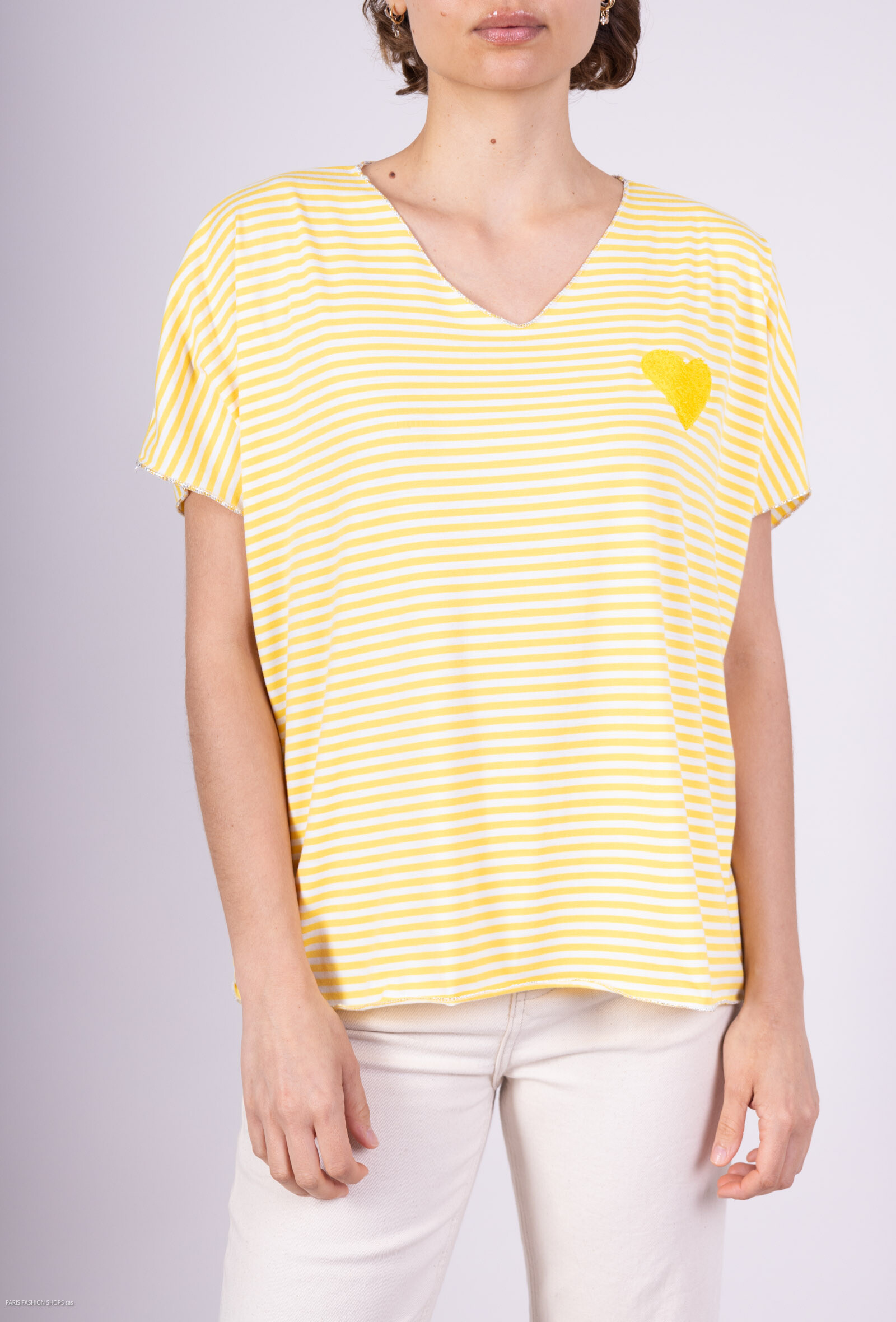 Wholesaler Emma Dore - Striking top with heart