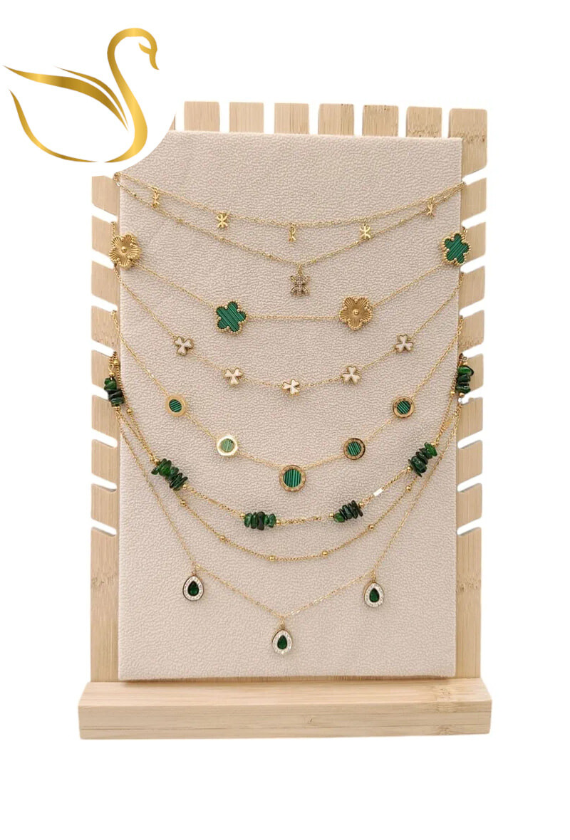 Wholesaler Emma Fantaisies - Necklace set with display stand