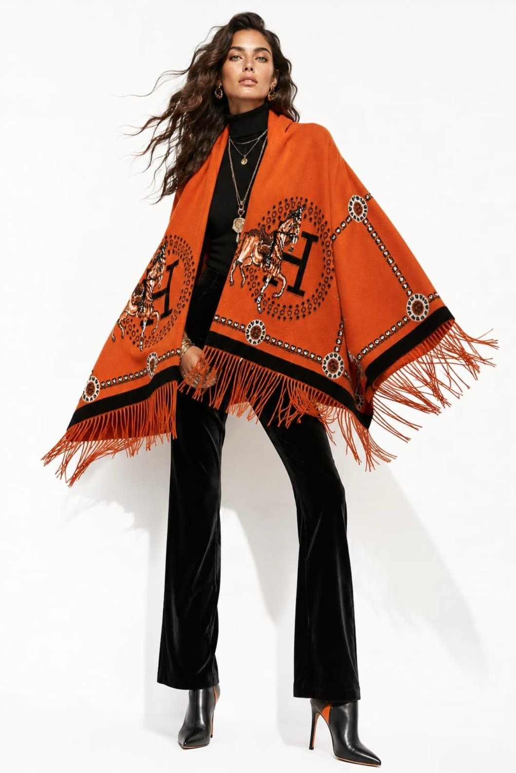 Mayorista ENVOG Paris - CAVALCADE – Poncho de punto con estampado ecuestre