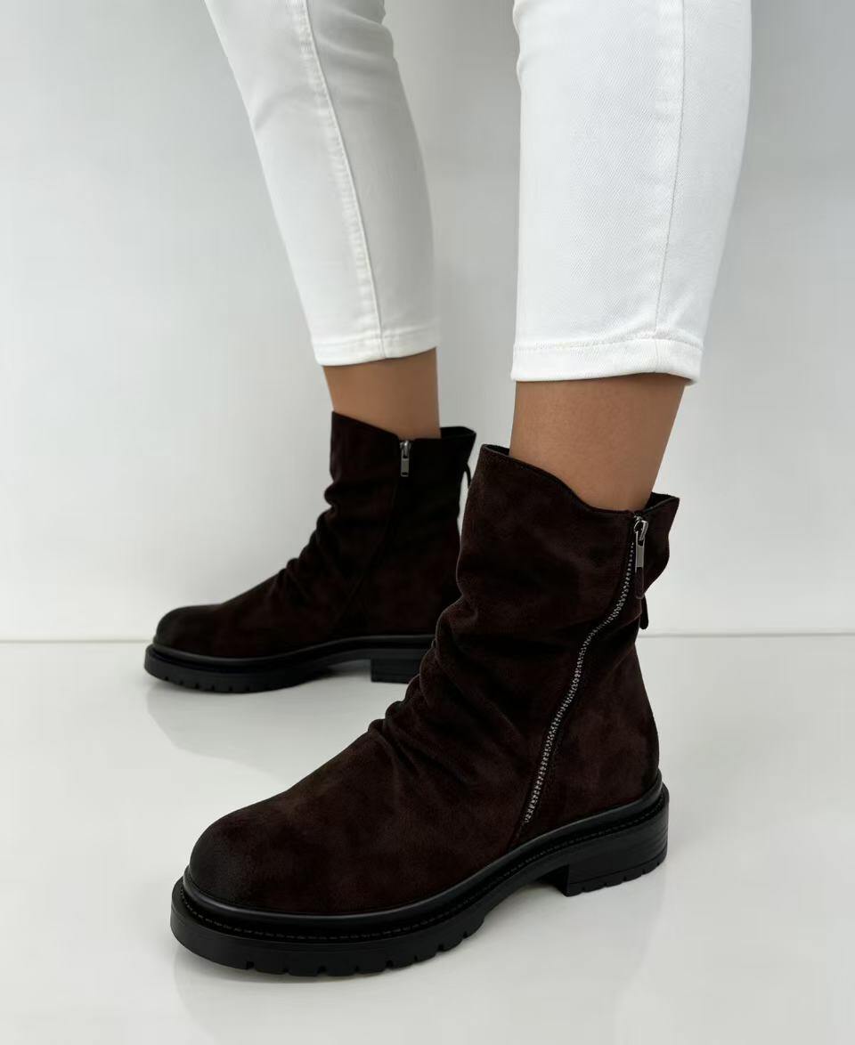 Wholesaler ERICA SHOES - Women's mid-calf boots with rear zipper