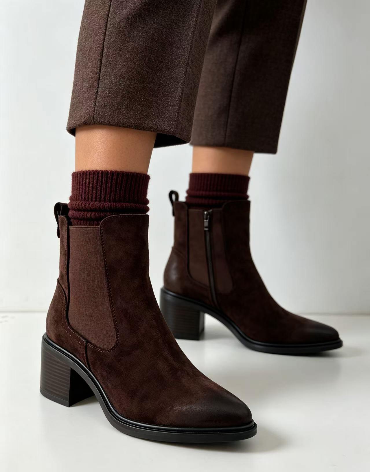 Wholesaler ERICA SHOES - Women's pointed toe ankle boots with chunky heel
