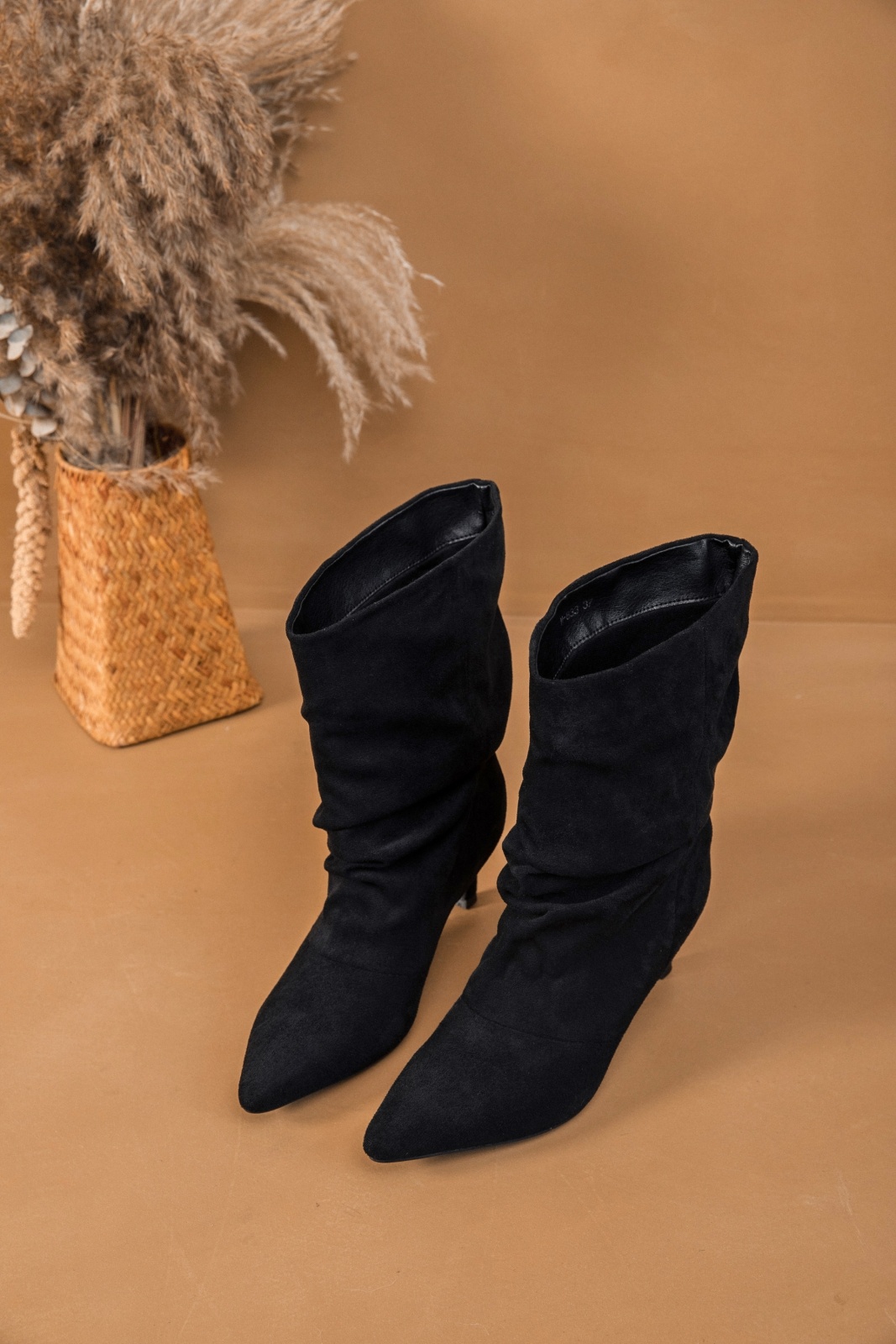 Grossiste Erynn - Bottine à talons pliée mode