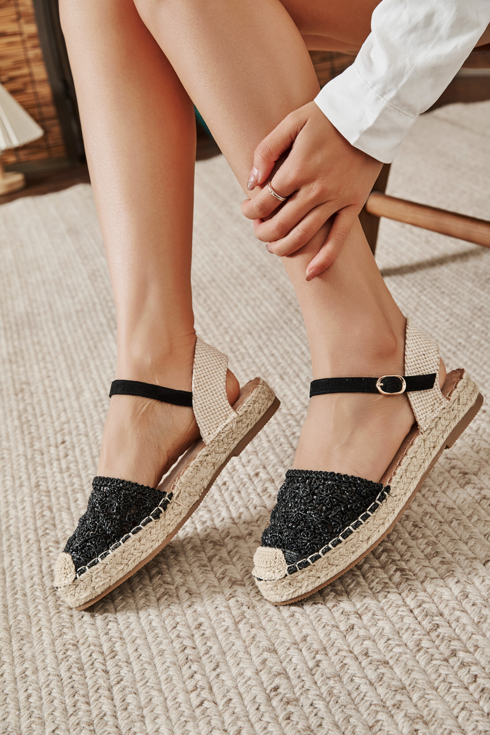 Grossiste Erynn - ESPADRILLES PLATES - LIANA