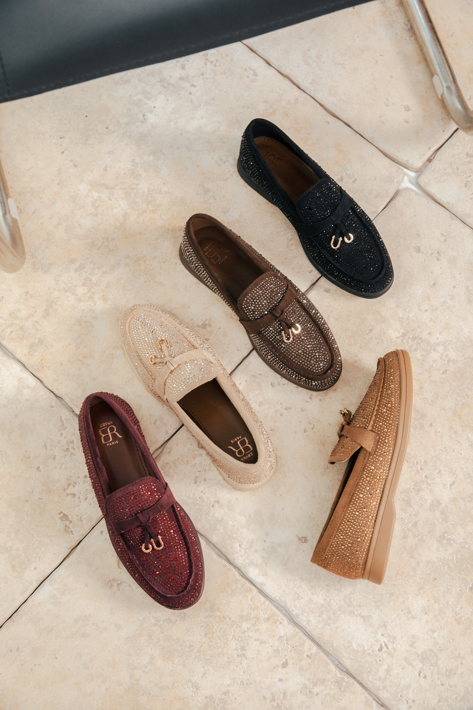 Grossiste Erynn - Mocassin plate souple avec strass