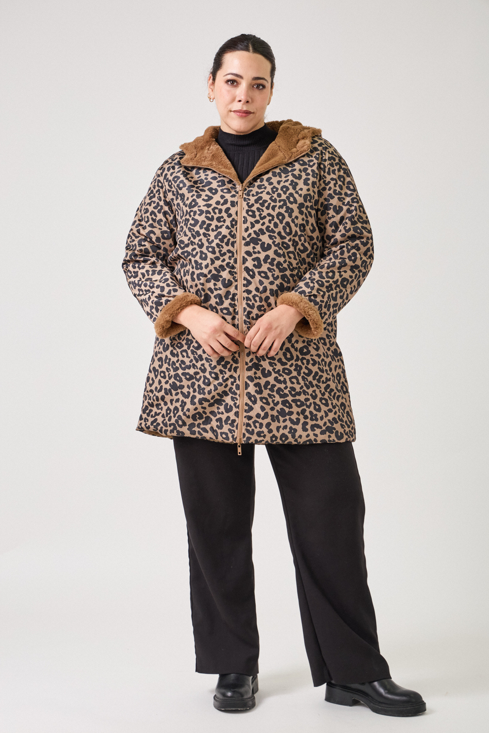 SAVANNAH - Reversible Faux Fur Leopard Print Parka, Large size