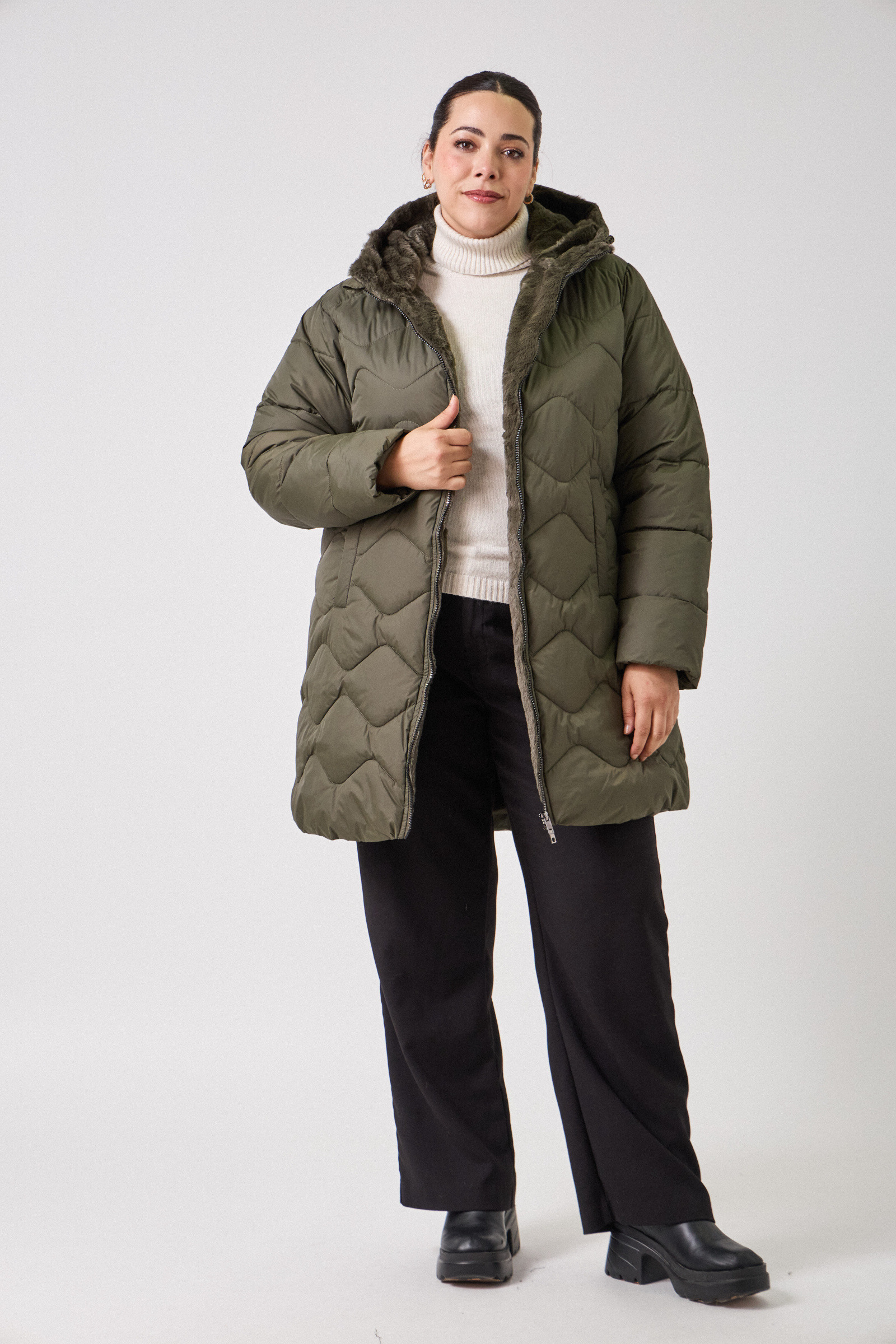 Grossiste ESCANDELLE Paris Grande Taille - Manteau mi-long matelassé fourré, matières recyclées