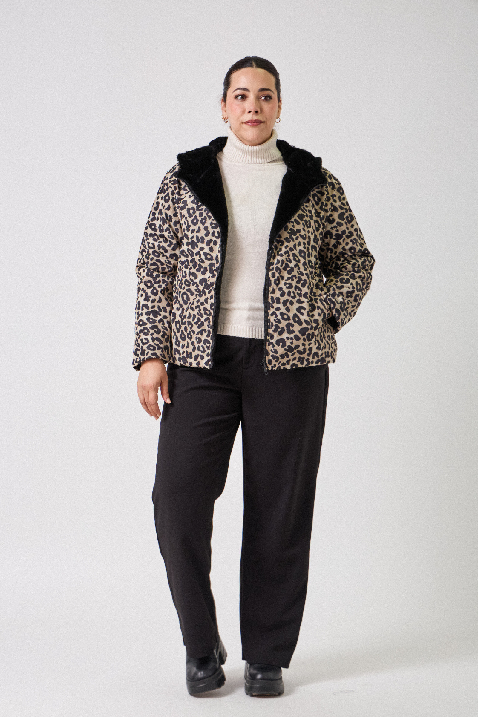 Wholesaler ESCANDELLE Paris Grande Taille - Short reversible hooded fur-lined leopard parka