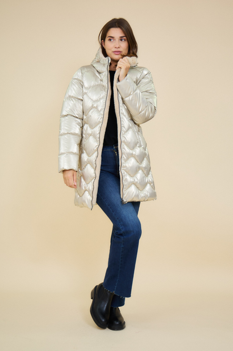 Wholesaler ESCANDELLE Paris - BILLIE - Mid-length quilted fur-lined coat, recycled materials