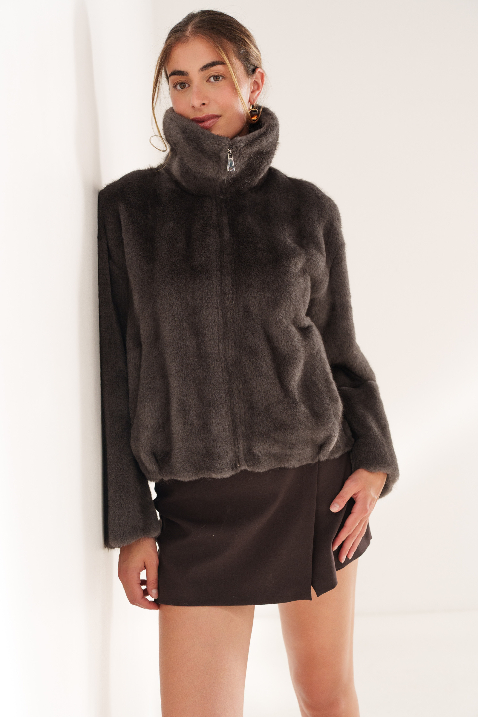 Grossiste ESCANDELLE Paris - Blouson fausse fourrure col montant