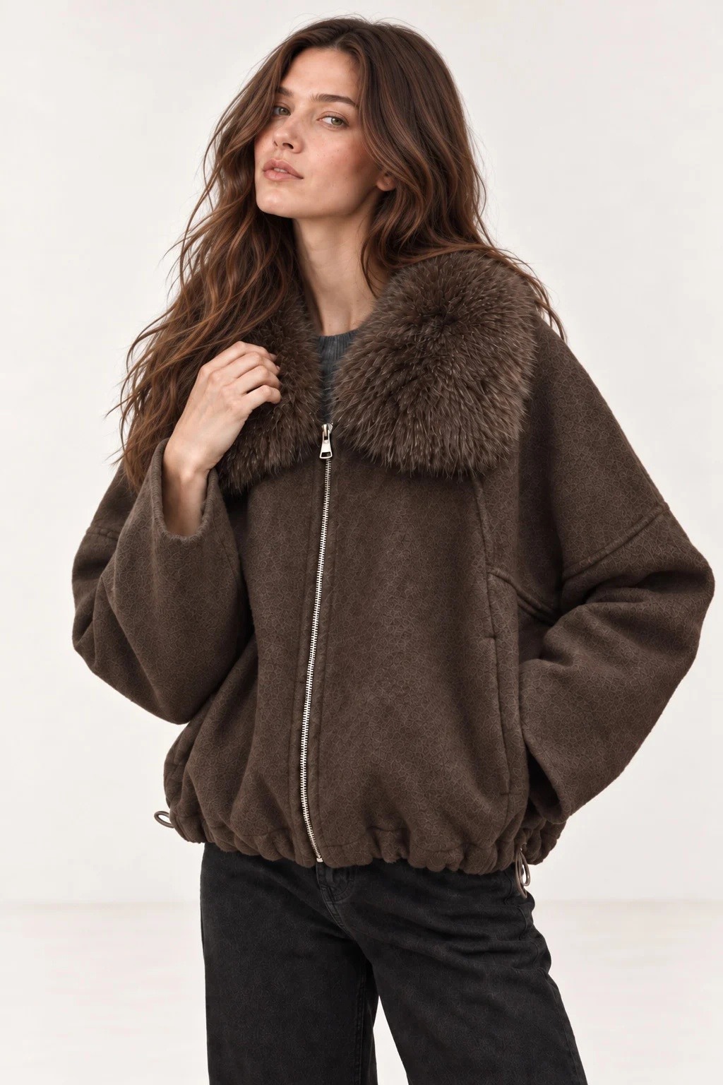 Großhändler ESCANDELLE Paris - Wolljacke mit abnehmbarem Fellkragen | La Scène