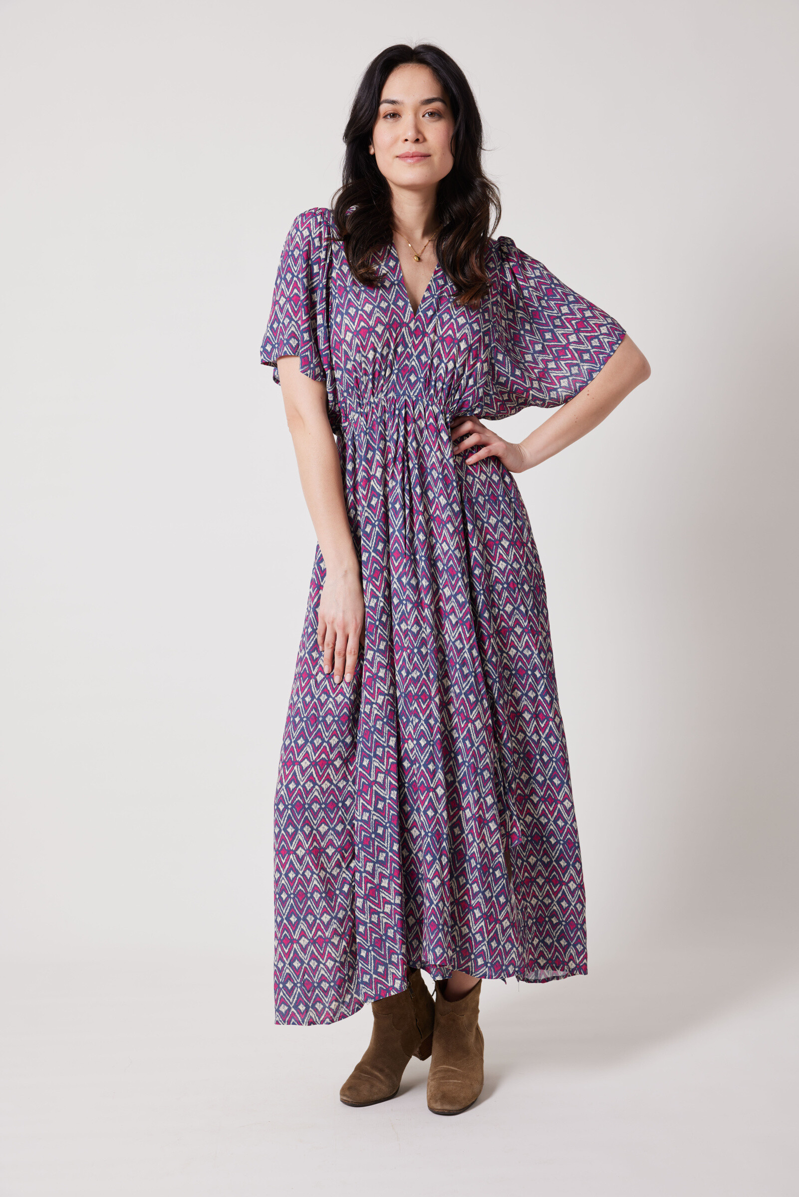 Grossiste ESCANDELLE Paris - Robe longue 100% Viscose, évasée, manches courtes, print