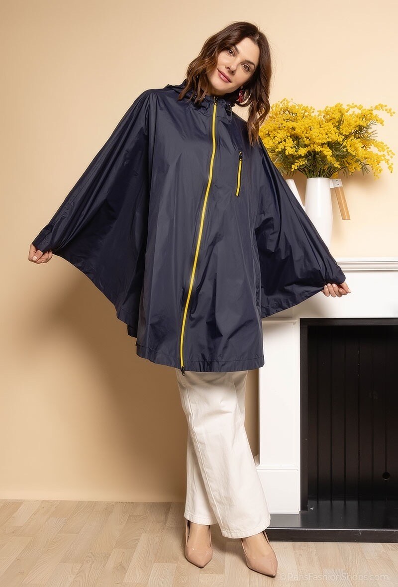 Wholesaler ESCANDELLE Paris - Hooded raincoat cape