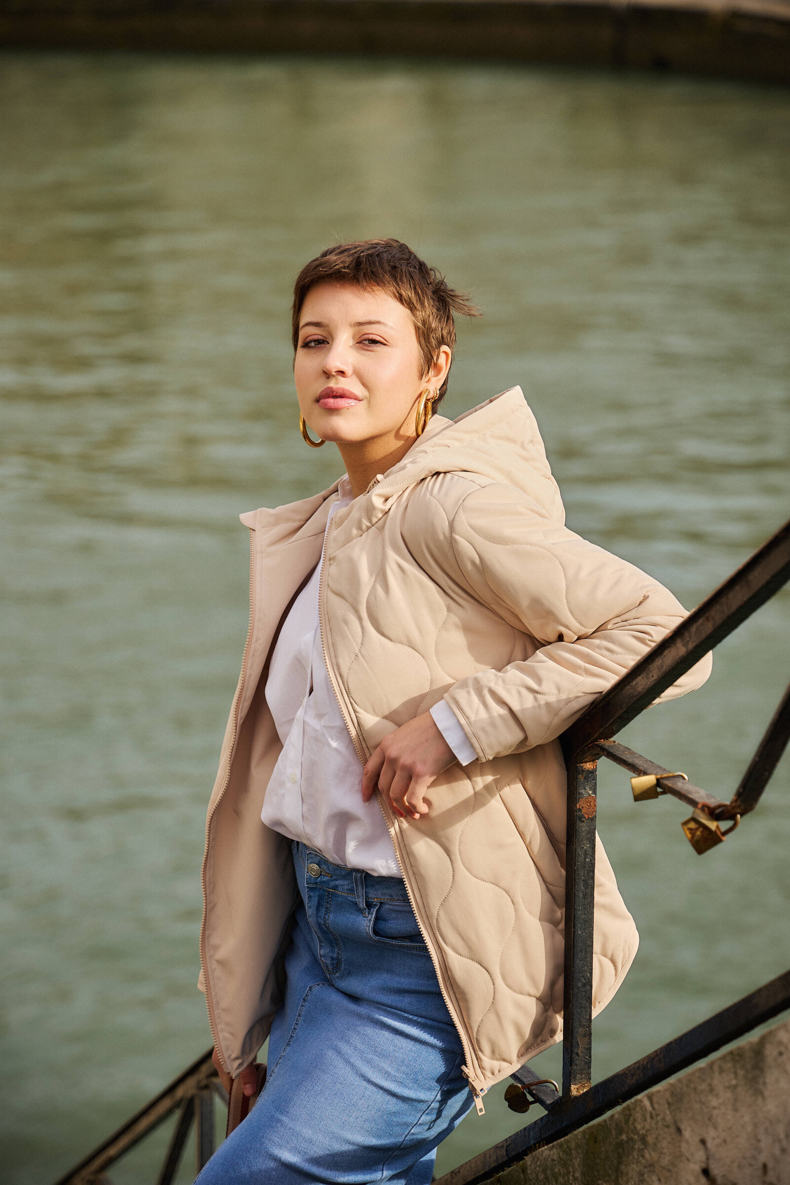 Großhändler ESCANDELLE Paris - Lange Steppjacke
