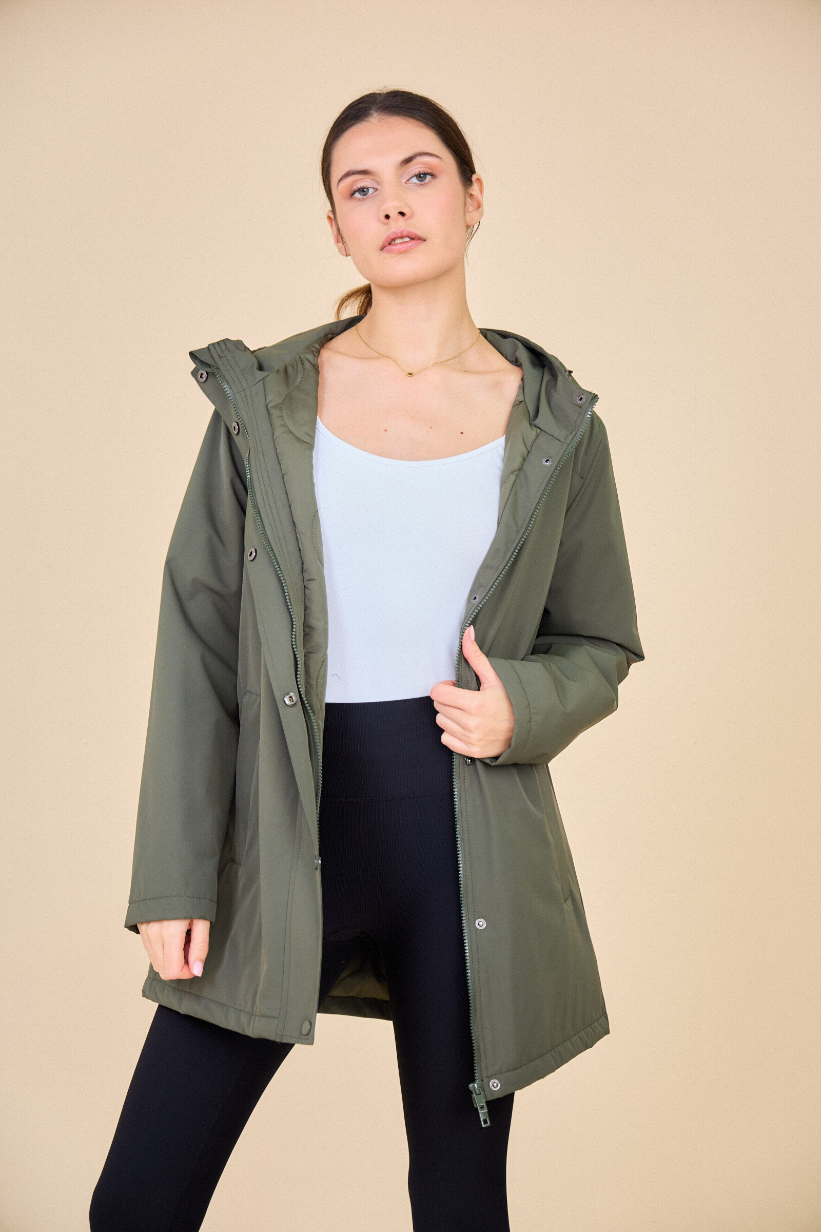Großhändler ESCANDELLE Paris - Lange Gabardine mit Steppfutter