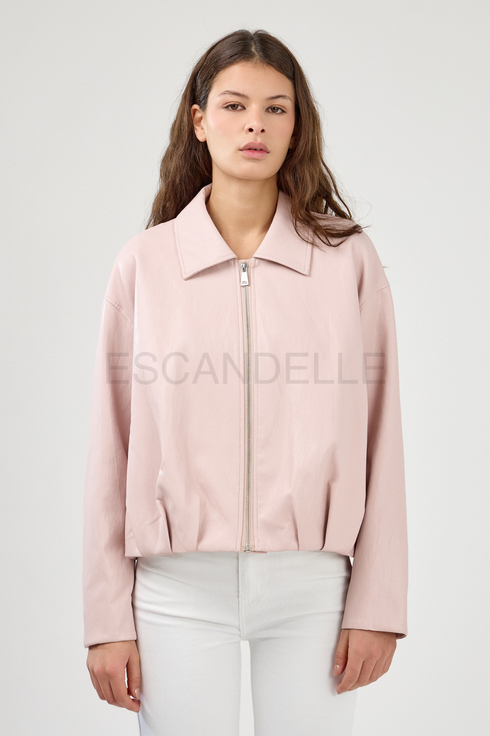 Mayorista ESCANDELLE Paris - Chaqueta corta elegante de cuero sintético
