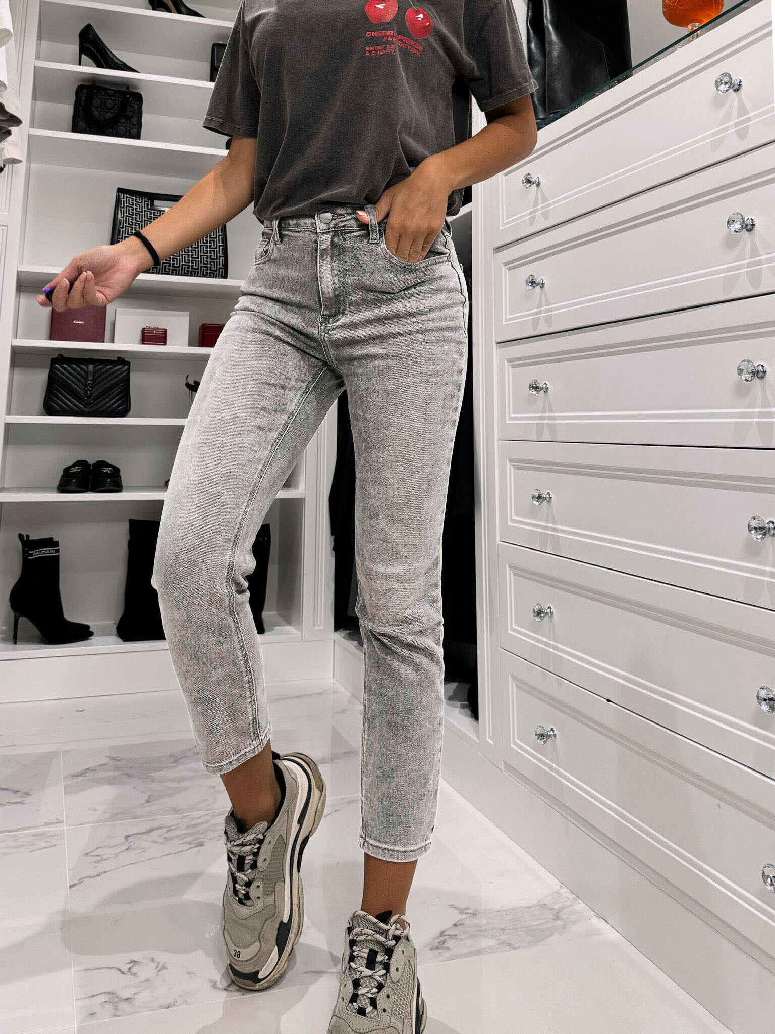 Wholesaler Estee Brown - Mom jeans with paper bag waist