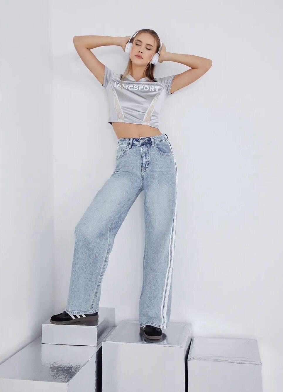 Großhändler Estee Brown - Jeans mit weitem Bein in Übergröße