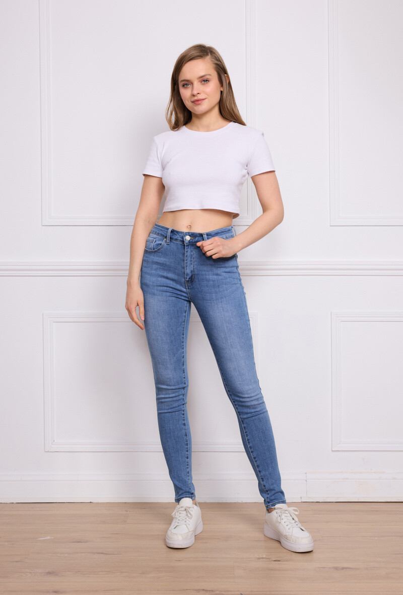 Grossista Estee Brown - Jeans attillati taglie forti
