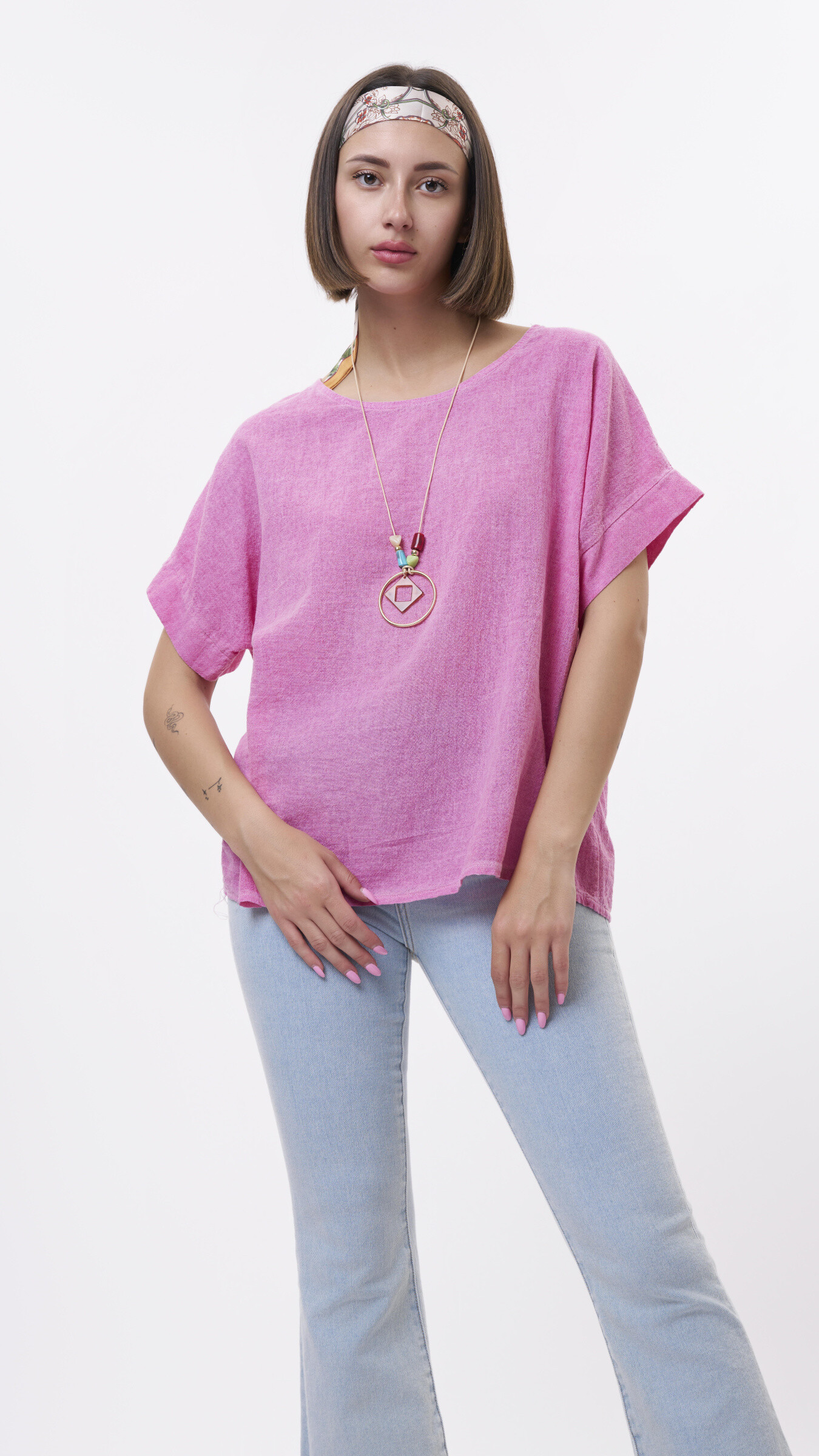 Grossiste ESTEE - Blouse vintage avec le collier