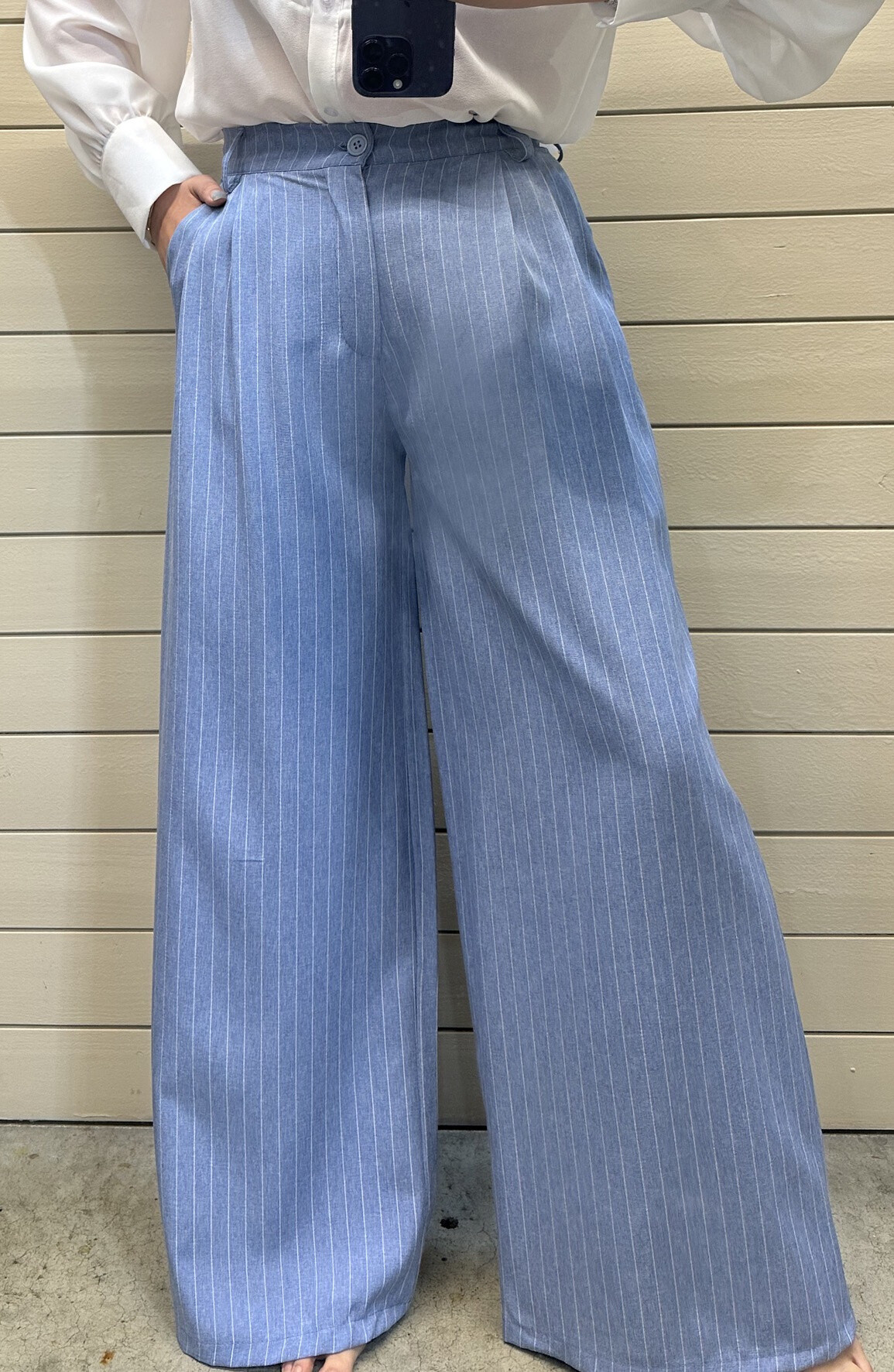 Wholesaler ESTEE - trousers