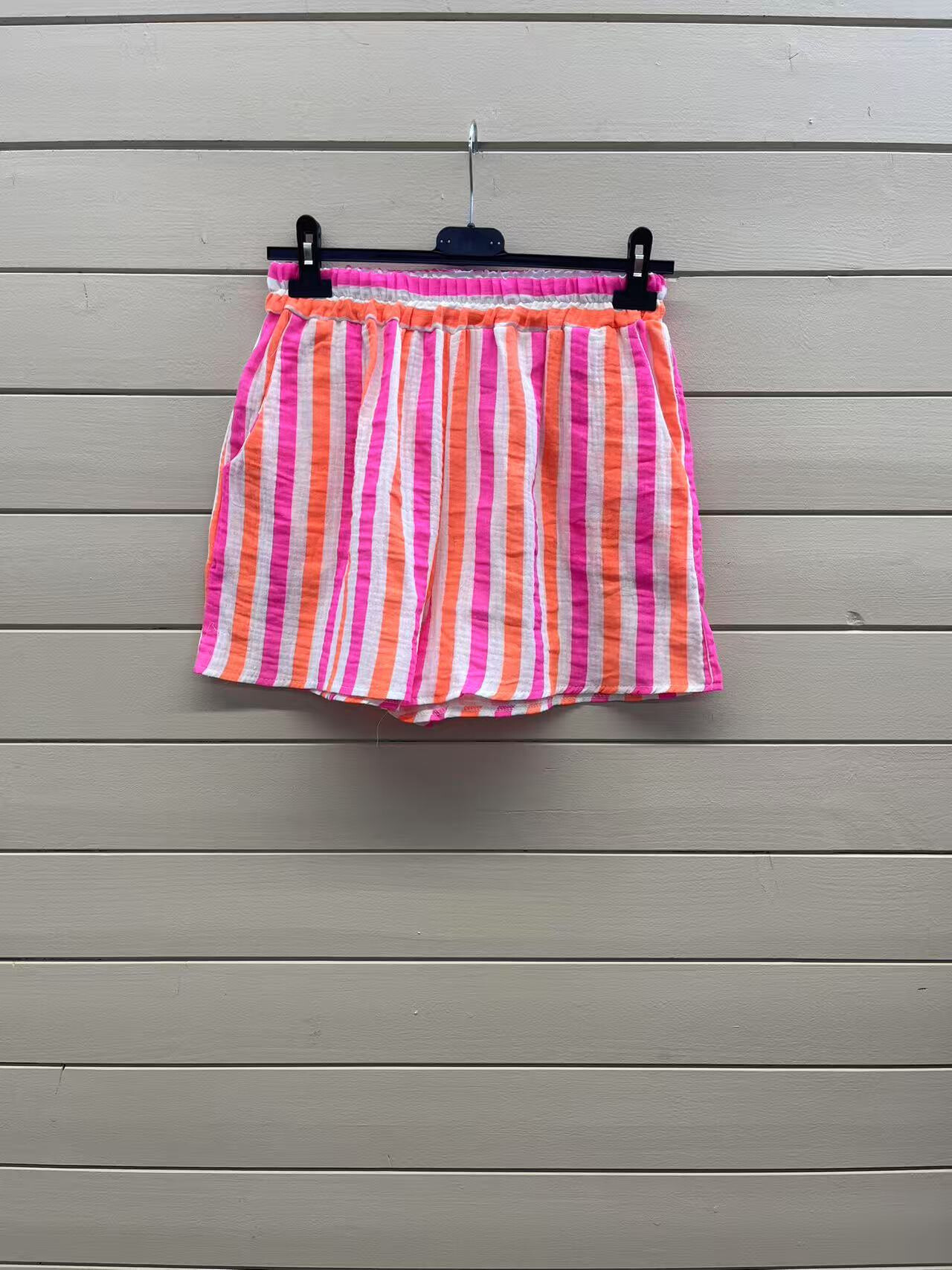 Grossiste ESTEE - SHORT IMPRIME EN BANDE FLUO , EN GAZE DE COTON