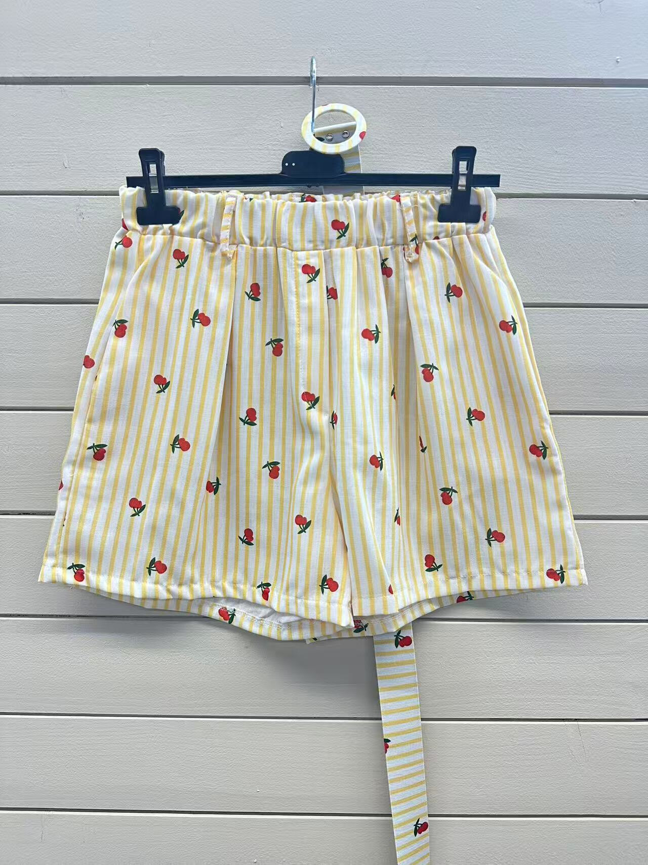 Grossiste ESTEE - short imprime avec le ceinture