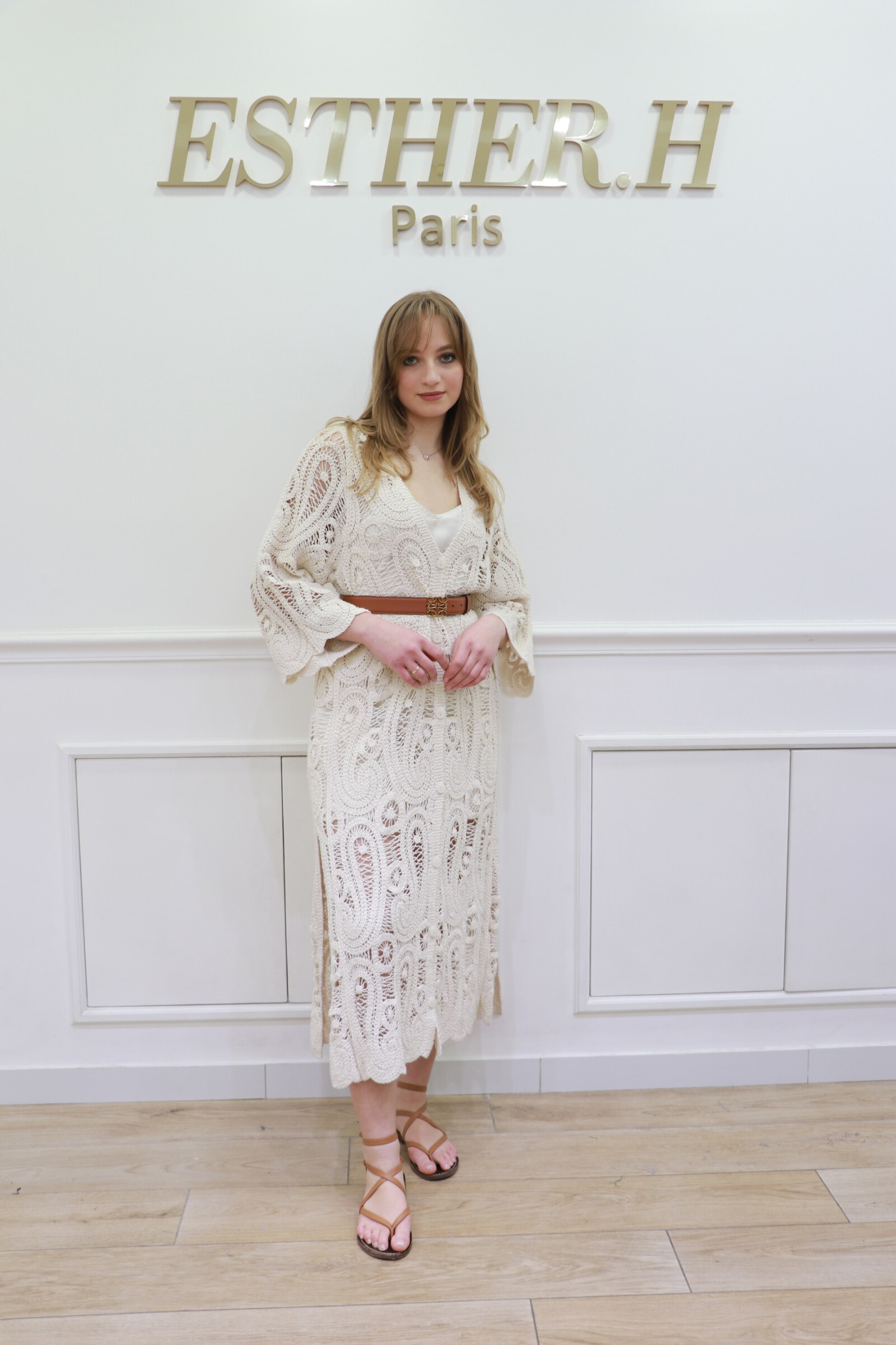 Grossiste Esther.H Paris - Gilet long  en crochet