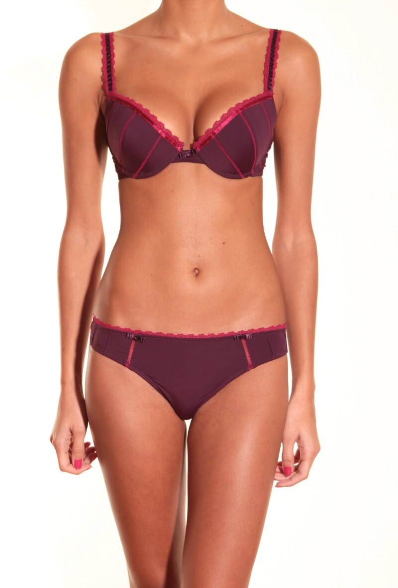 Grossiste ESTHER QUEEN - Ensemble soutien-gorge paddé+string prune