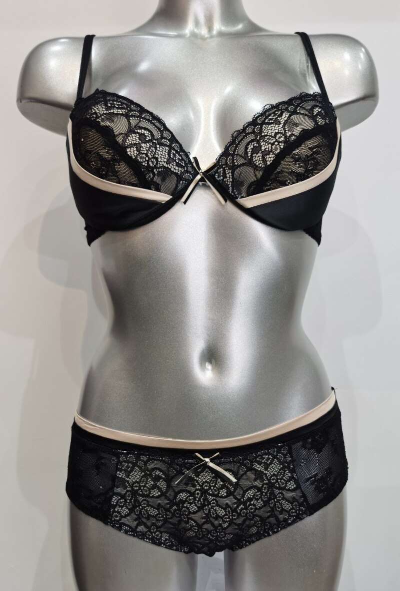 Großhändler ESTHER QUEEN - Set gepolsterter BH + schwarzer Boxer