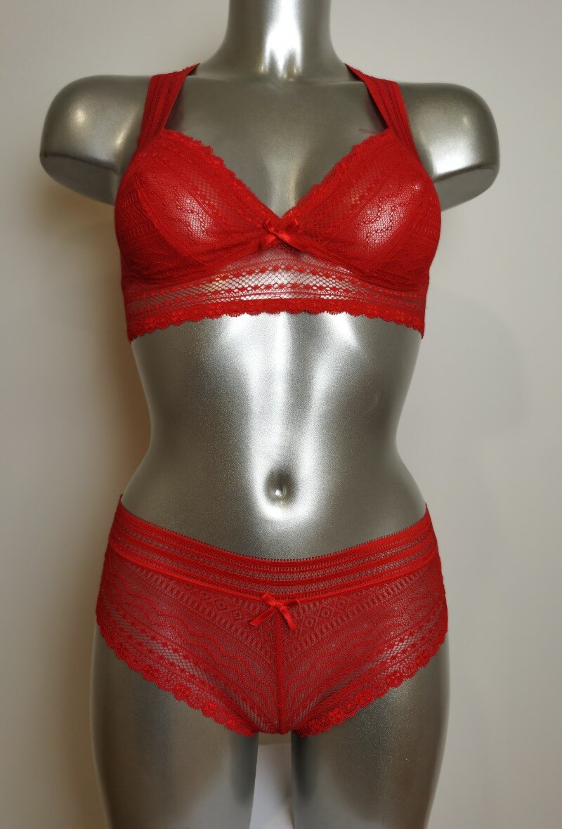 Großhändler ESTHER QUEEN - Ungepolstertes BH-Set + roter Boxer
