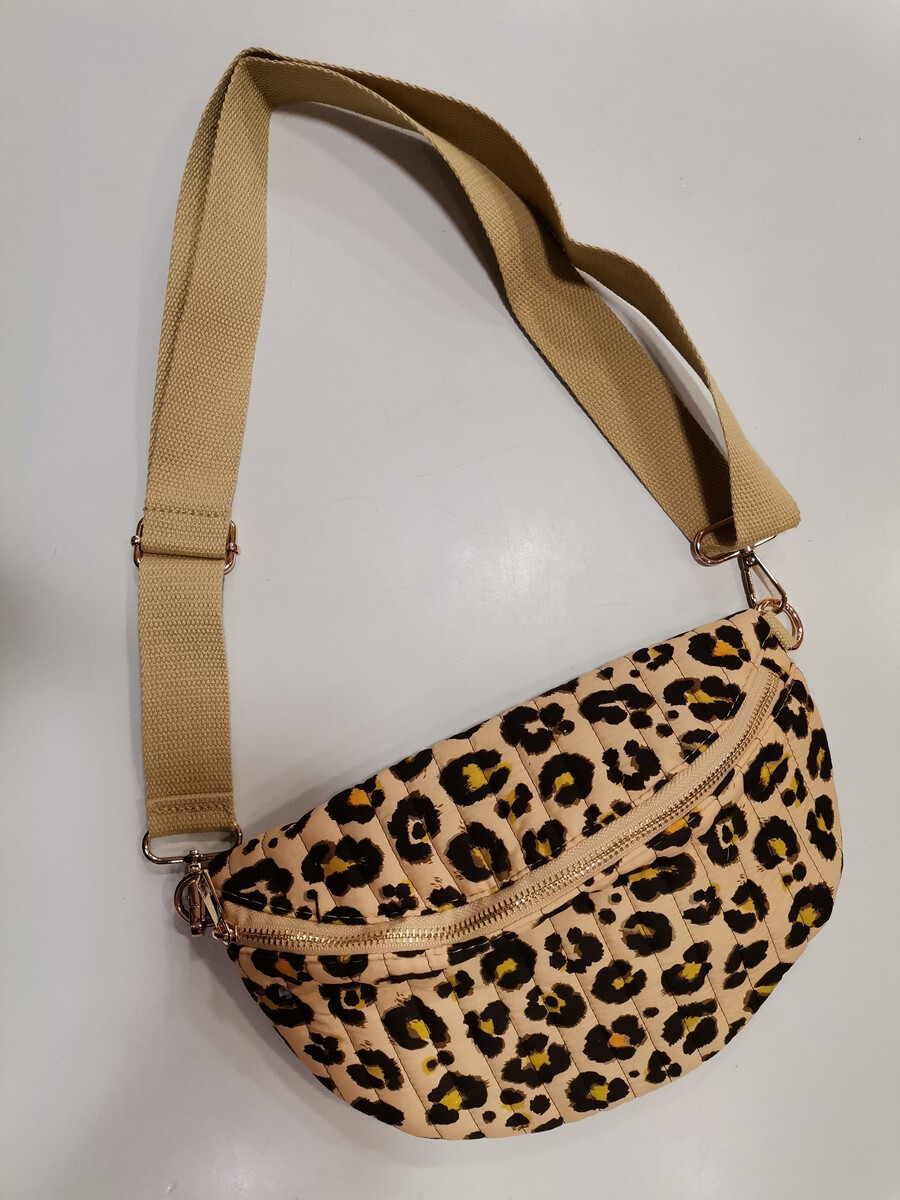 Wholesaler EURO YU BAG'S - banana bag