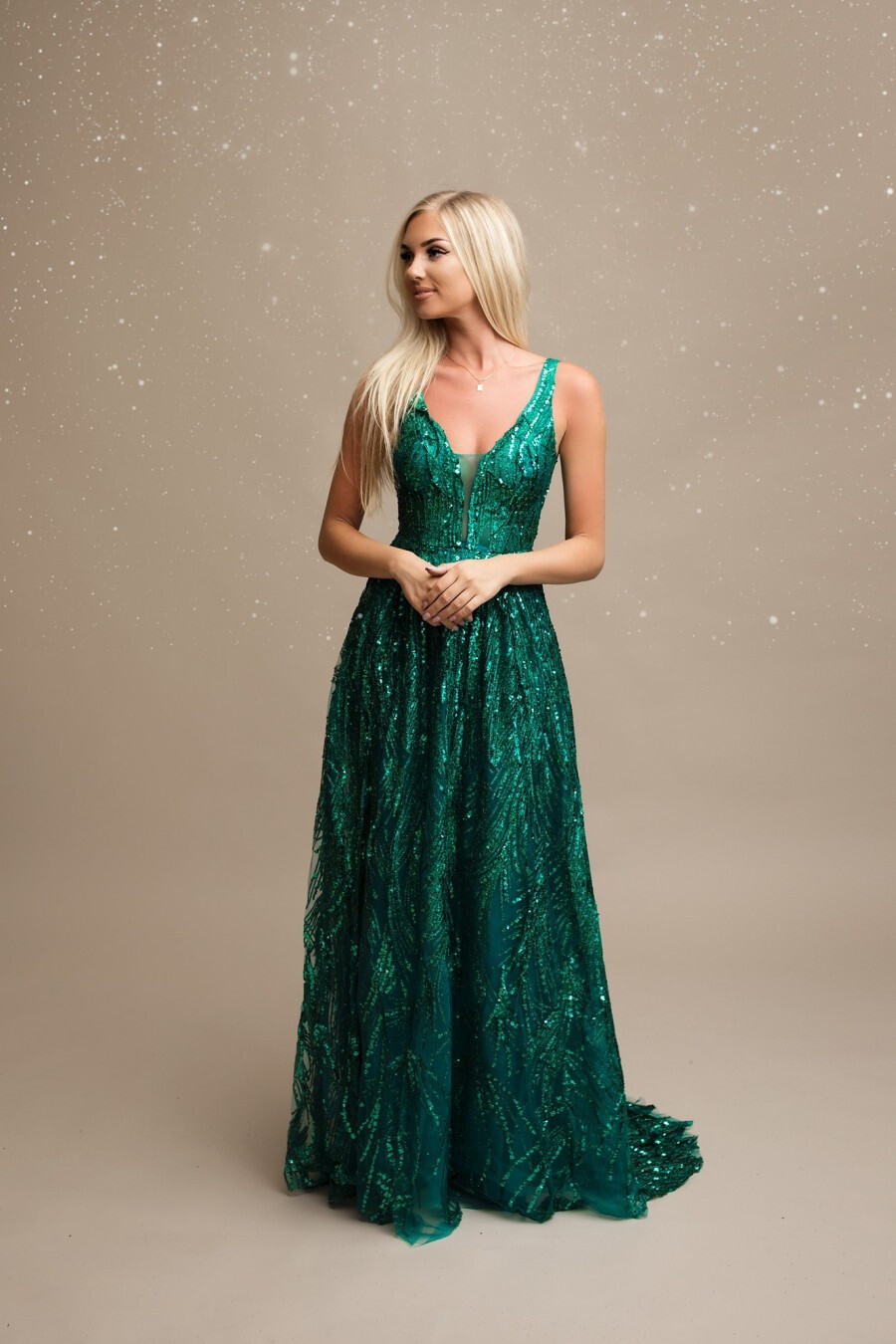 Grossiste Eva & Lola - Robe grande taille longueur maxi à sequins