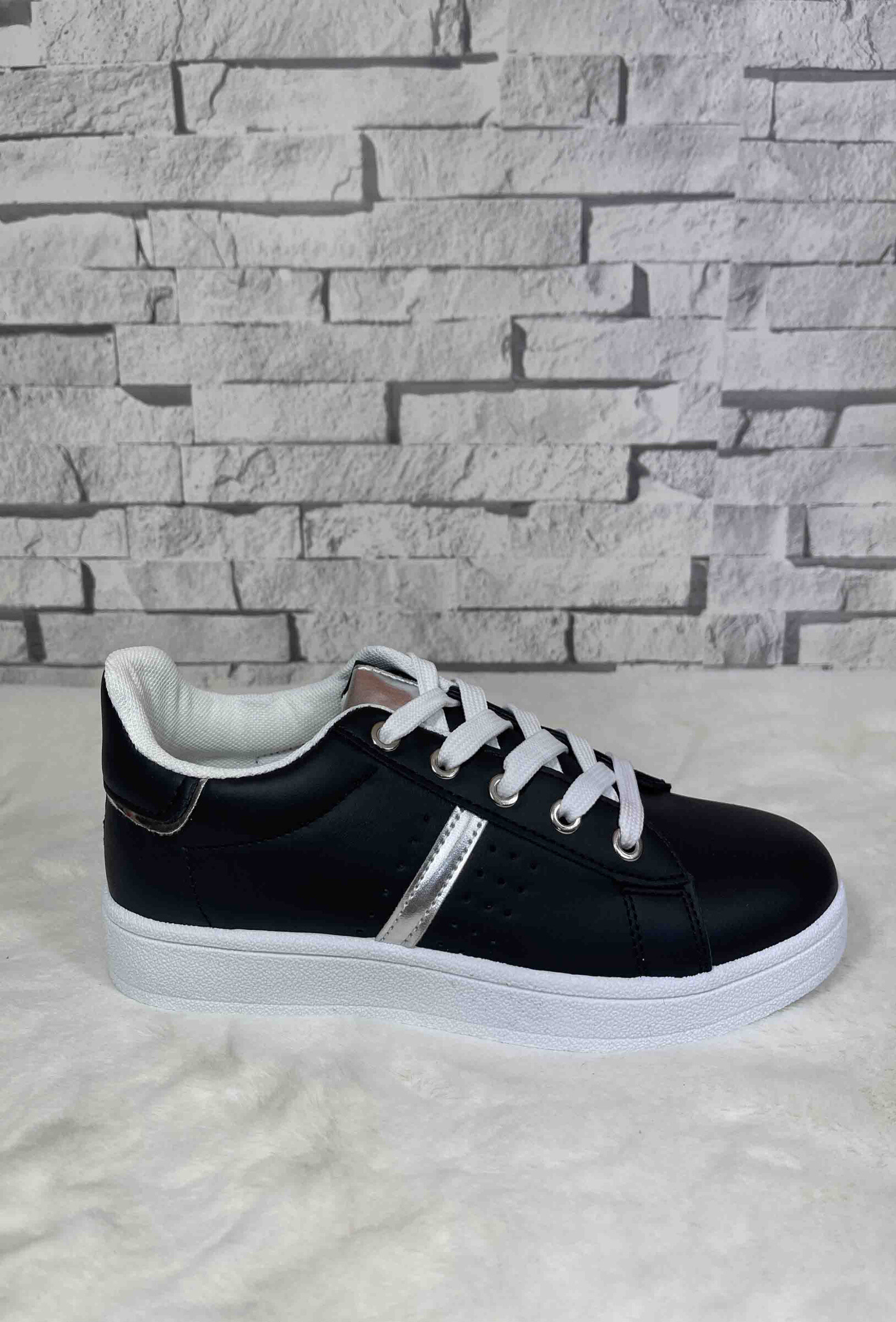 Grossiste Exquily - Basket femme