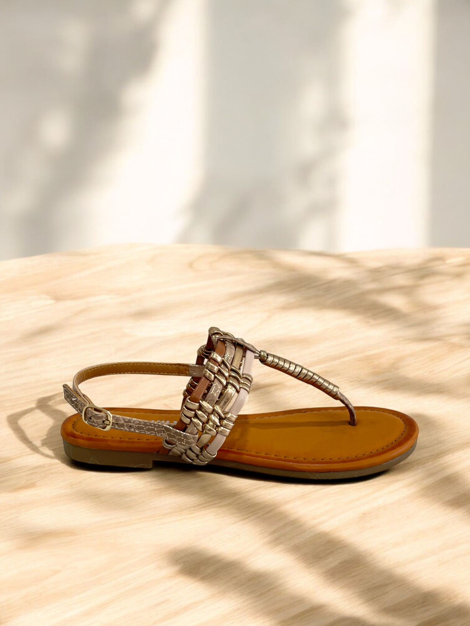Wholesaler Exquily - Sandals between fingers