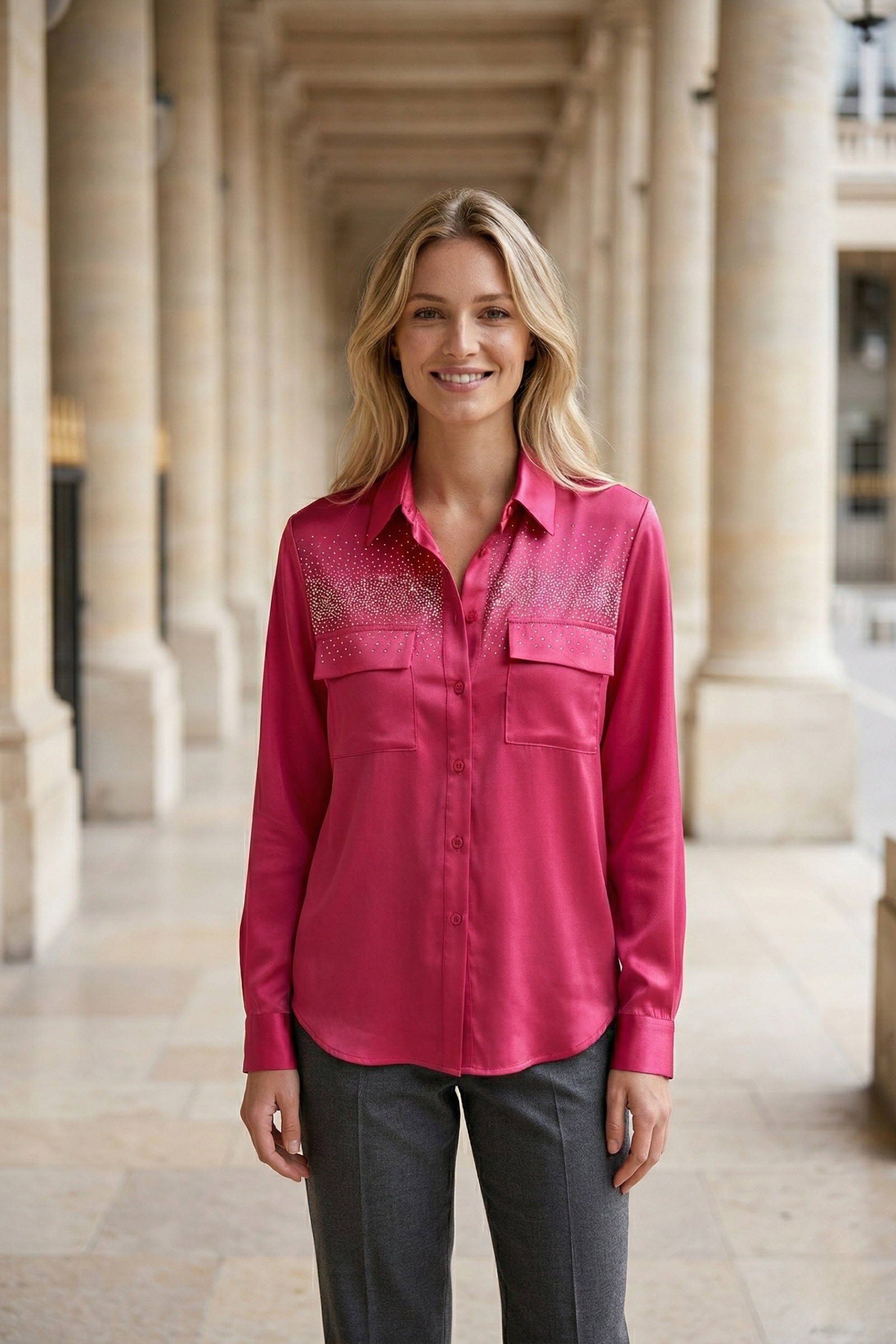 Mayorista Exquiss's - Camisa de mujer adornada con strass