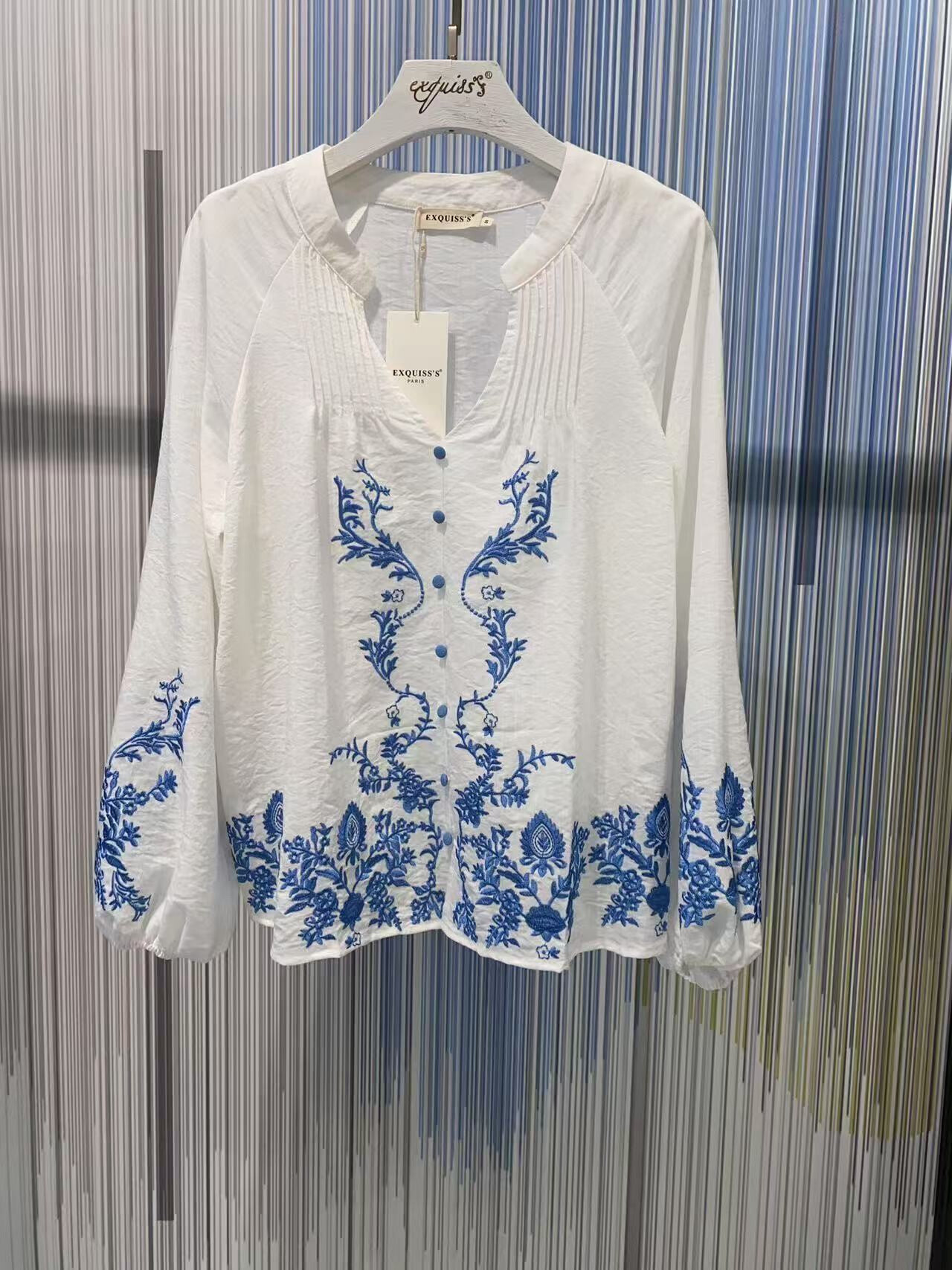 Wholesaler Exquiss's - Blouse Edged with Flowers