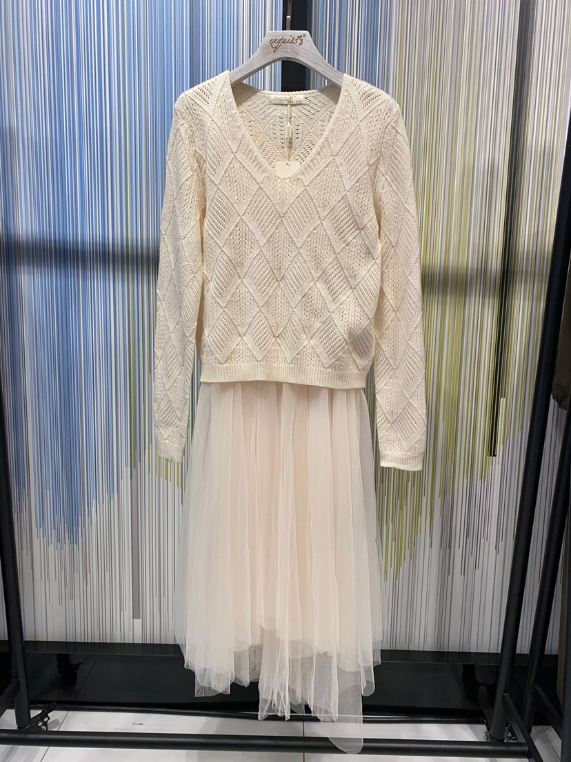 Grossista Exquiss's - Elegante insieme di maglia e gonna di tulle