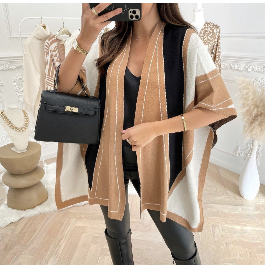 Grossiste Exquiss's - Chic Poncho Élégant